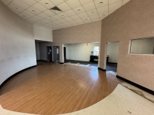 Listing Image #3 - Retail for lease at 1801 S Philo Rd, Urbana IL 61802