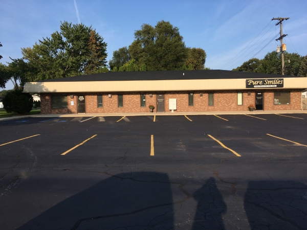 Listing Image #1 - Office for lease at 48491 Van Dyke Ave, Shelby Township MI 48317