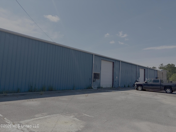 Listing Image #1 - Retail for lease at 3708 Highway 90, Gautier MS 39553 Listing Image #1 - Retail for lease at 3708 Highway 90, Gautier MS 39553