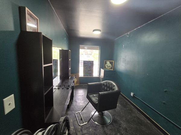 Listing Image #2 - Retail for lease at 15711 E Warren Ave, Detroit MI 48224 Listing Image #2 - Retail for lease at 15711 E Warren Ave, Detroit MI 48224