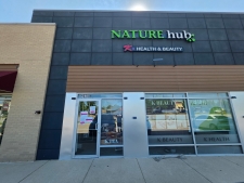 Retail property for lease in Glenview, IL