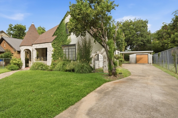 Listing Image #2 - Office for lease at 2001 Washington Ave, Waco TX 76701 Listing Image #2 - Office for lease at 2001 Washington Ave, Waco TX 76701