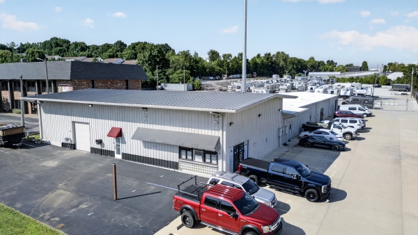Listing Image #1 - Industrial for lease at 753A Friedens Road, Saint Charles MO 63303 Listing Image #1 - Industrial for lease at 753A Friedens Road, Saint Charles MO 63303