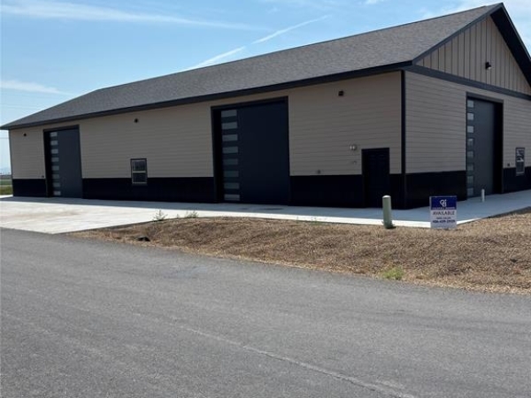 Listing Image #3 - Industrial for lease at 1175 Hammer Beam Road Unit #D, Helena MT 59602 Listing Image #3 - Industrial for lease at 1175 Hammer Beam Road Unit #D, Helena MT 59602