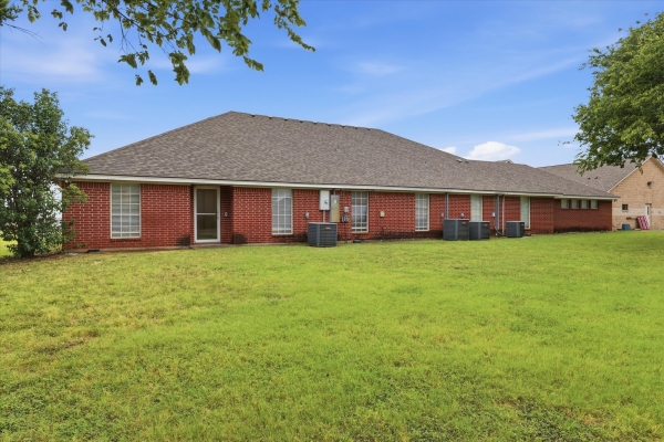 Listing Image #3 - Office for lease at 3925 S Jack Kultgen Expwy, Waco TX 76711 Listing Image #3 - Office for lease at 3925 S Jack Kultgen Expwy, Waco TX 76711