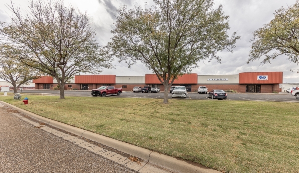 Listing Image #3 - Industrial for lease at 4310 Iola Avenue, Lubbock TX 79416 Listing Image #3 - Industrial for lease at 4310 Iola Avenue, Lubbock TX 79416