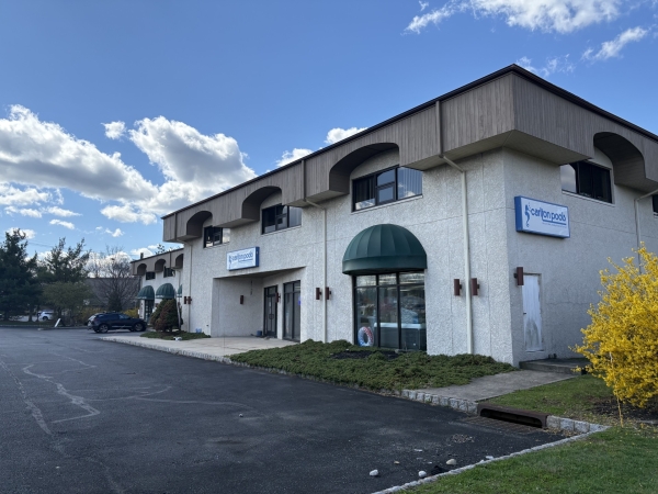 Listing Image #2 - Office for lease at 14 Commerce St, Raritan Township NJ 08822 Listing Image #2 - Office for lease at 14 Commerce St, Raritan Township NJ 08822