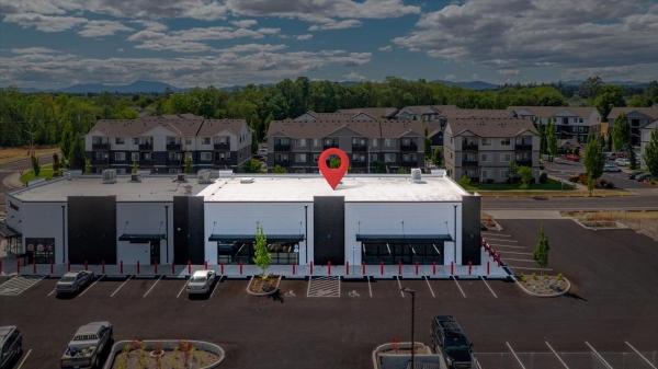 Listing Image #2 - Retail for lease at 145 Timber Ridge St SE, Albany OR 97322