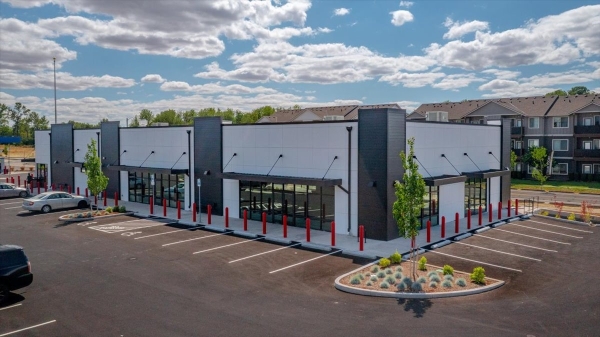 Listing Image #3 - Retail for lease at 145 Timber Ridge St SE, Albany OR 97322