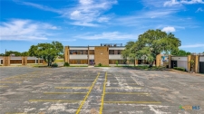 Office for lease in Victoria, TX