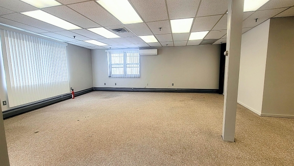 Listing Image #3 - Industrial for lease at 97 Pleasant Street Unit 2, Claremont NH 03743
