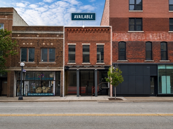 Listing Image #1 - Retail for lease at 7 E University Ave, Champaign IL 61820 Listing Image #1 - Retail for lease at 7 E University Ave, Champaign IL 61820