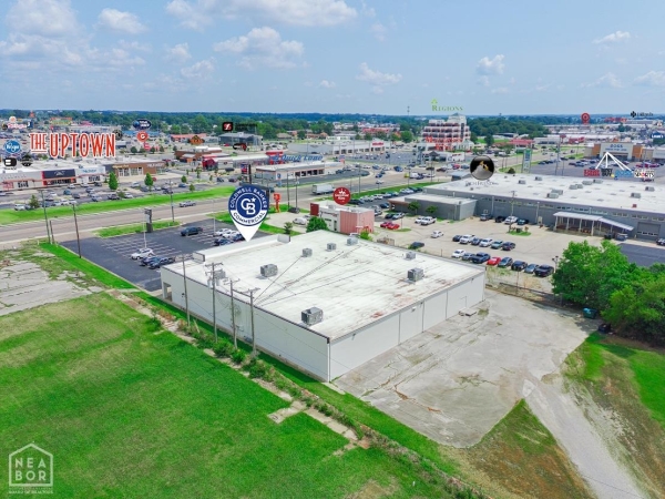 Listing Image #2 - Retail for lease at 2209 E Highland Drive #B, Jonesboro AR 72401
