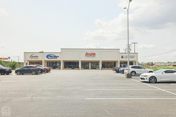 Listing Image #3 - Retail for lease at 2209 E Highland Drive #B, Jonesboro AR 72401