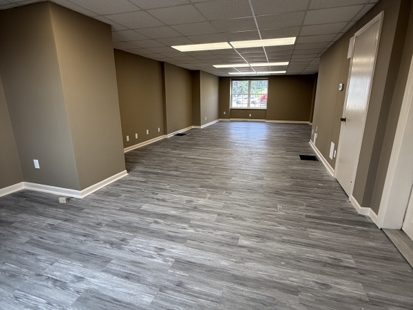 Listing Image #4 - Office for lease at 14346 Manchester Rd, Manchester MO 63011 Listing Image #4 - Office for lease at 14346 Manchester Rd, Manchester MO 63011