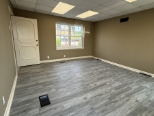 Listing Image #6 - Office for lease at 14346 Manchester Rd, Manchester MO 63011