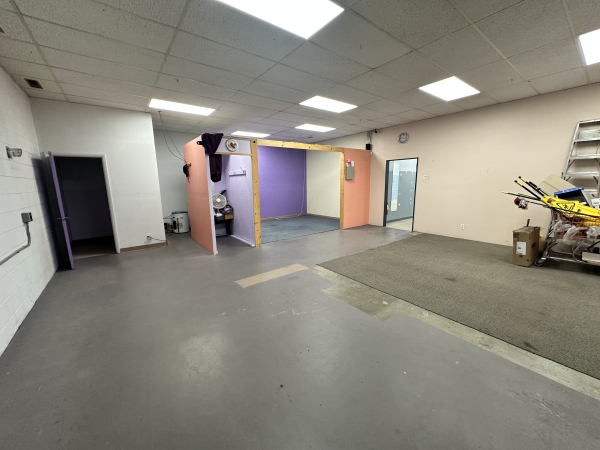 Listing Image #3 - Retail for lease at 511 24th St W, Billings MT 59102