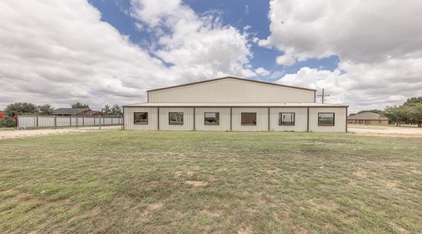 Listing Image #2 - Office for lease at 12516 Chicago Ave, Lubbock TX 79424 Listing Image #2 - Office for lease at 12516 Chicago Ave, Lubbock TX 79424