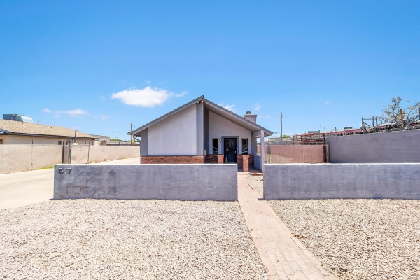 Listing Image #1 - Industrial for lease at 517 S LeBaron, Mesa AZ 85210 Listing Image #1 - Industrial for lease at 517 S LeBaron, Mesa AZ 85210