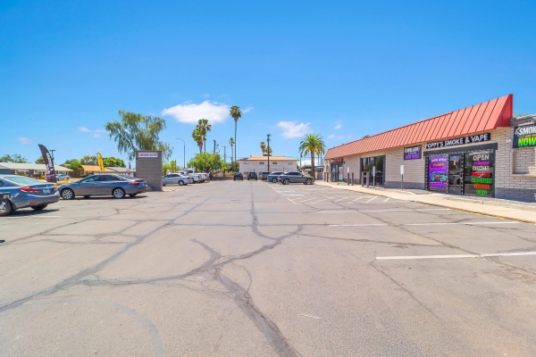 Listing Image #2 - Retail for lease at 78 W Ray Road, Chandler AZ 85225 Listing Image #2 - Retail for lease at 78 W Ray Road, Chandler AZ 85225