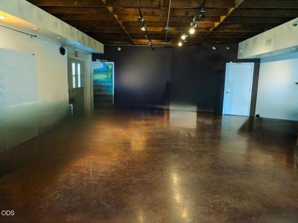Listing Image #3 - Retail for lease at 310 N Main Street, Phoenix OR 97535 Listing Image #3 - Retail for lease at 310 N Main Street, Phoenix OR 97535