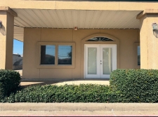 Listing Image #3 - Office for lease at 6414 McPherson Rd, Laredo TX 78041