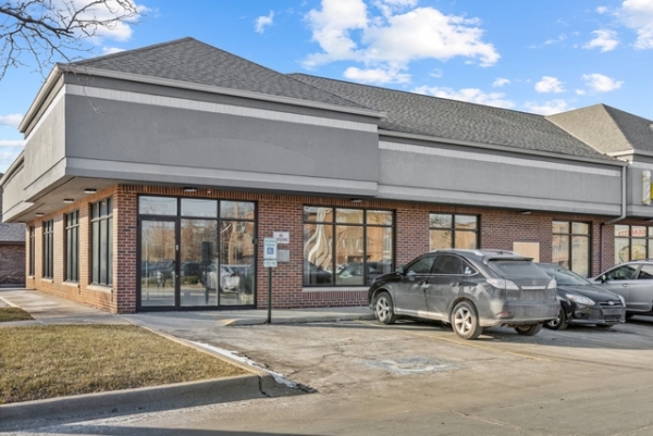 Listing Image #1 - Retail for lease at 10270 Central Avenue, Oak Lawn IL 60453 Listing Image #1 - Retail for lease at 10270 Central Avenue, Oak Lawn IL 60453
