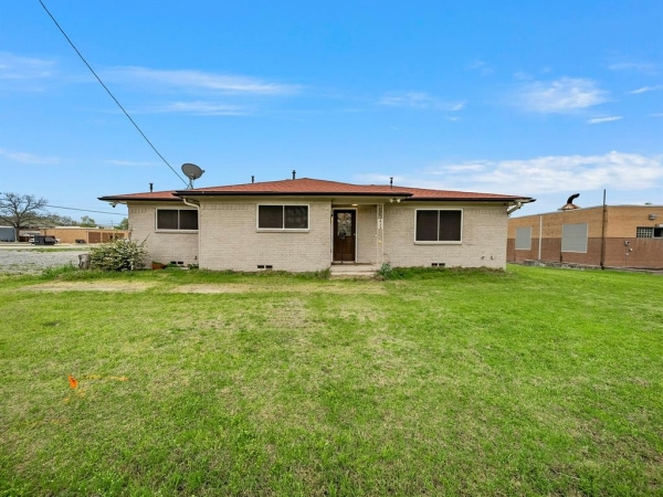 Listing Image #2 - Office for lease at 213 Mckinney Avenue, Princeton TX 75407 Listing Image #2 - Office for lease at 213 Mckinney Avenue, Princeton TX 75407