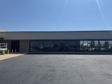 Listing Image #2 - Retail for lease at 510-610 W Lincoln Ave, Charleston IL 61920