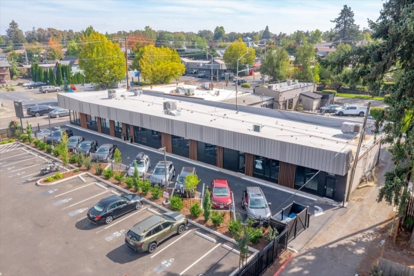 Listing Image #2 - Office for lease at 1055 Commercial St SE, Salem OR 97302