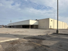 Retail property for lease in Evansville, IN