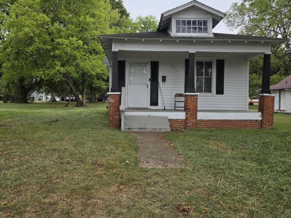 Listing Image #1 - Others for lease at 235 Jefferson Street, Roanoke Rapids NC 27870