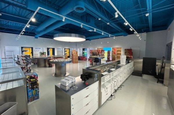 Listing Image #7 - Retail for lease at 6030 East Eight Mile Road, Detroit MI 48234 Listing Image #7 - Retail for lease at 6030 East Eight Mile Road, Detroit MI 48234