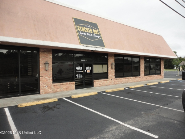 Listing Image #3 - Retail for lease at 1711 Market (suite D) Street, Pascagoula MS 39567 Listing Image #3 - Retail for lease at 1711 Market (suite D) Street, Pascagoula MS 39567