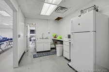 Listing Image #3 - Retail for lease at 616 E Dewey Avenue, Sapulpa OK 74066