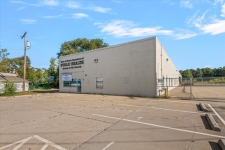 Listing Image #2 - Industrial for lease at 925 E Ridgely Ave, Springfield IL 62702