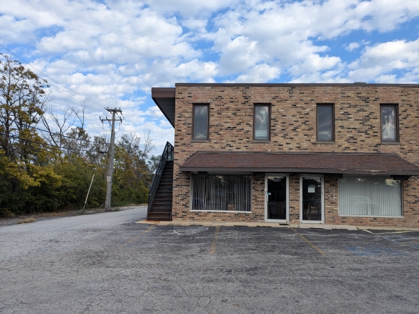 Listing Image #3 - Office for lease at 15331 S Cicero Ave, Oak Forest IL 60452 Listing Image #3 - Office for lease at 15331 S Cicero Ave, Oak Forest IL 60452