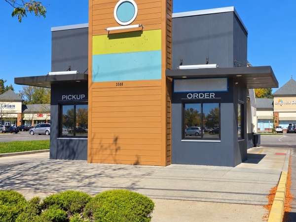 Listing Image #3 - Retail for lease at 3588 E Main Street, Whitehall OH 43213 Listing Image #3 - Retail for lease at 3588 E Main Street, Whitehall OH 43213