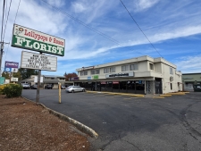 Retail for lease in Salem, OR