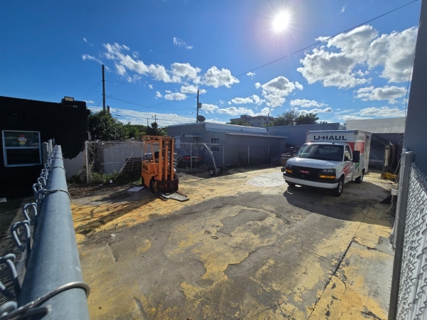 Listing Image #8 - Industrial Park for lease at 1128 N Federal Highway, Unit 2, Hollywood FL 33020