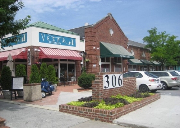 Listing Image #1 - Retail for lease at 306 W. Franklin Street, Chapel Hill NC 