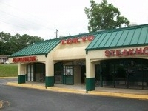 Listing Image #1 - Shopping Center for lease at 3920 Canton Road, Suite 210 and Suite 155, Marietta GA 30066