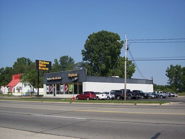 Listing Image #1 - Retail for lease at 3210 E. Michigan Ave., Jackson MI 49202