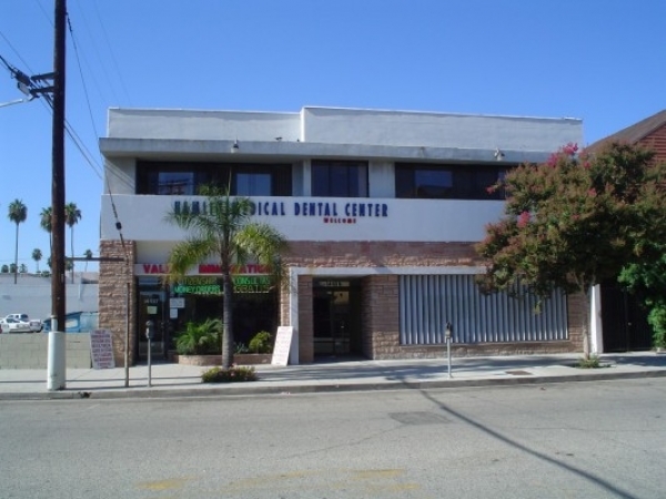 Listing Image #1 - Office for lease at 14435 Hamlin Street, Van Nuys CA 91405