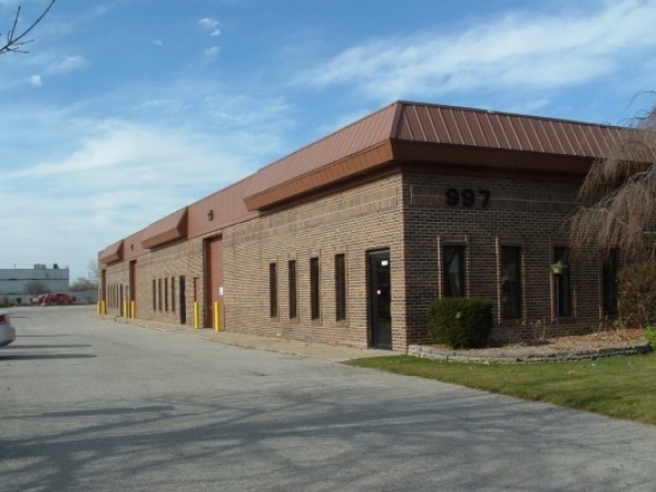 Listing Image #1 - Office for lease at 997 Rochester Road, Troy MI 48083