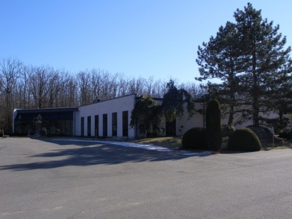 Listing Image #1 - Industrial for lease at Airport Road, Fall River MA 02720