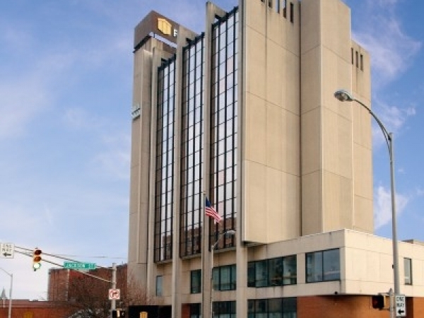 Listing Image #1 - Office for lease at 33 W 10th Street, Anderson IN 46016