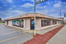 Listing Image #1 - Business for sale at 20 10th St., Bandon OR 97411