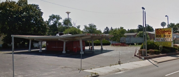 Listing Image #1 - Retail for sale at 105 S. White Horse Pike, Stratford NJ 08084 Listing Image #1 - Retail for sale at 105 S. White Horse Pike, Stratford NJ 08084