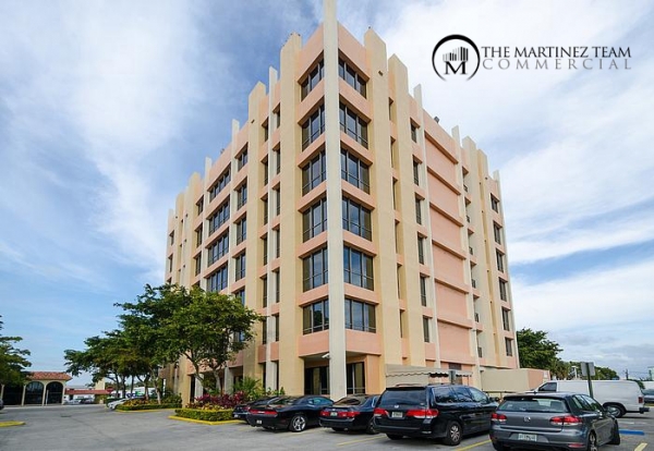 Listing Image #1 - Office for sale at 2450 Hollywood Blvd., Hollywood FL 33021